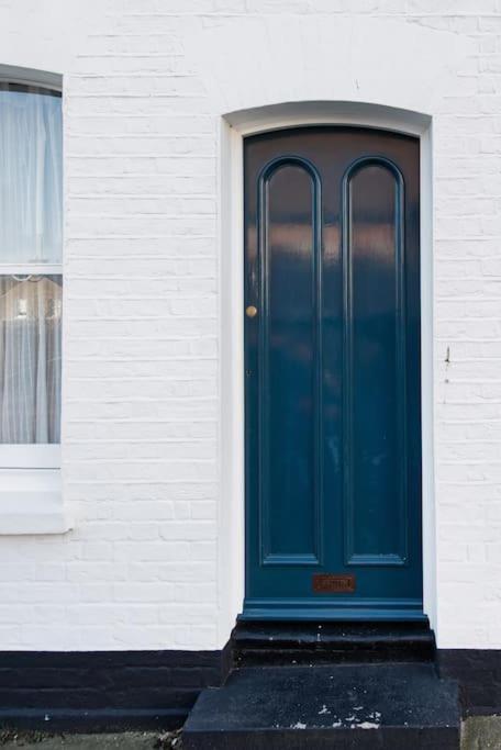 Boat House, Relax In A Whitstable Fisherman'S Cottage Екстер'єр фото